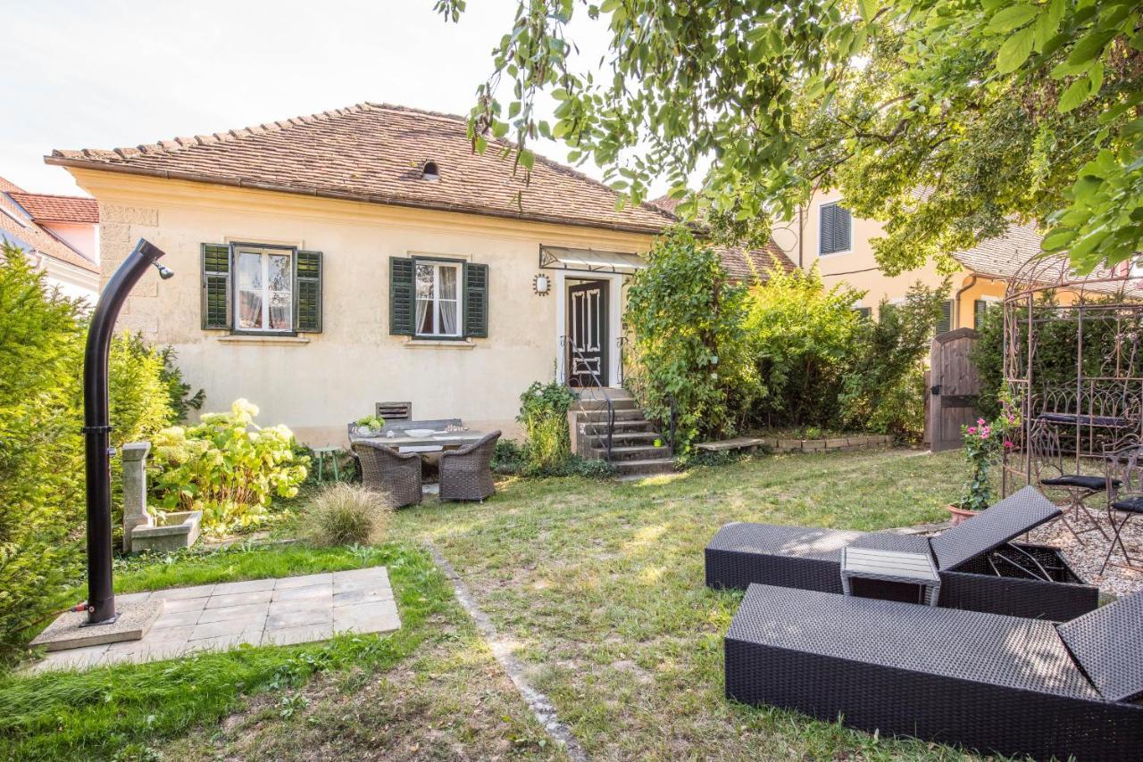 Ferienhaus Perner Gartenhaus Unterm Lindenbaum Poellau Exteriör bild